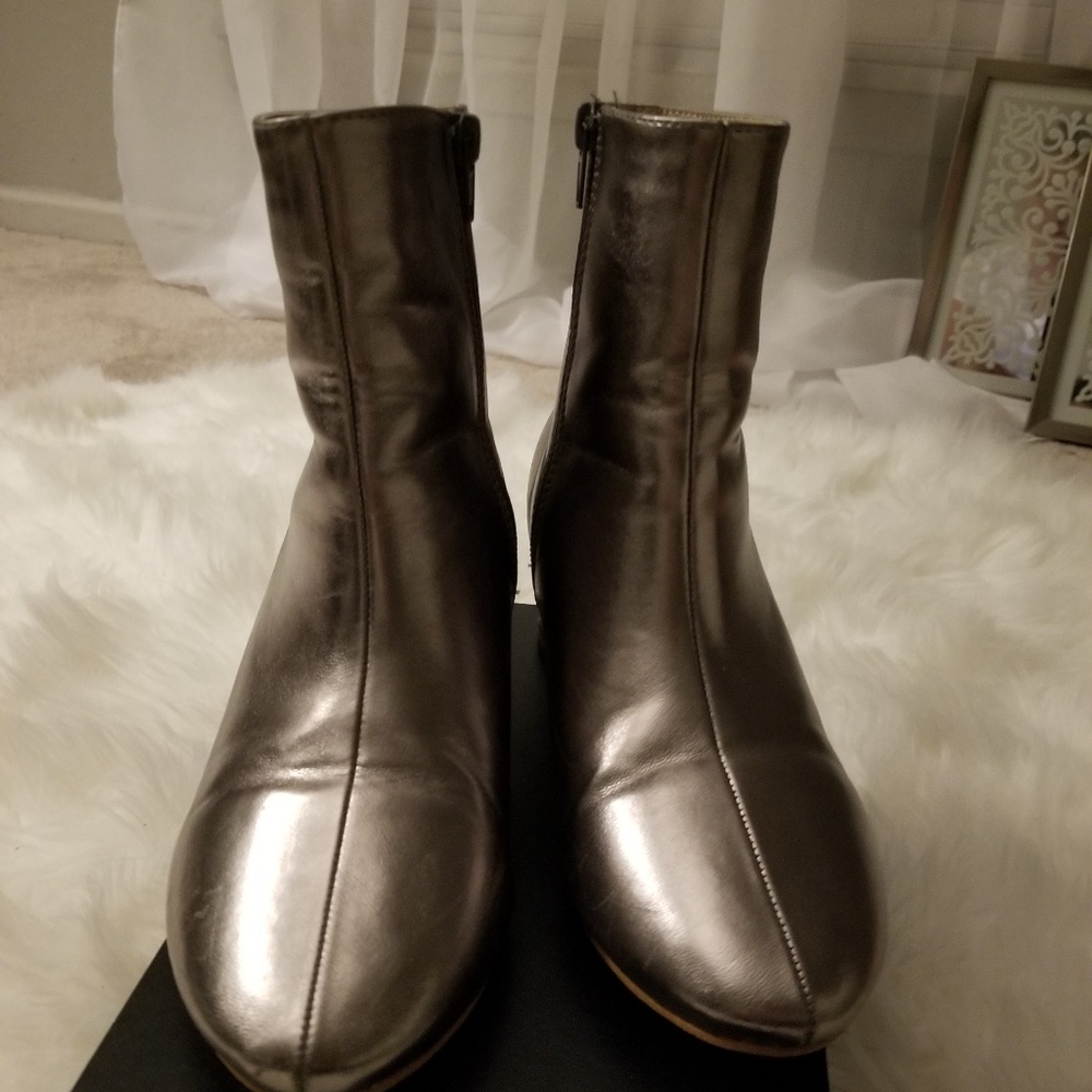 Metallic Boot - Picture 3 of 4